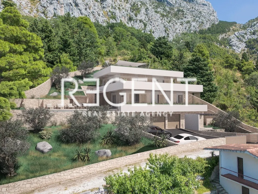 Omiš, Borak - zemljište 1324 m2 s projektom i građevinskom dozvolom za vilu 360 m2